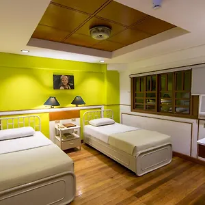 The Manor 2*, Davao Philippines